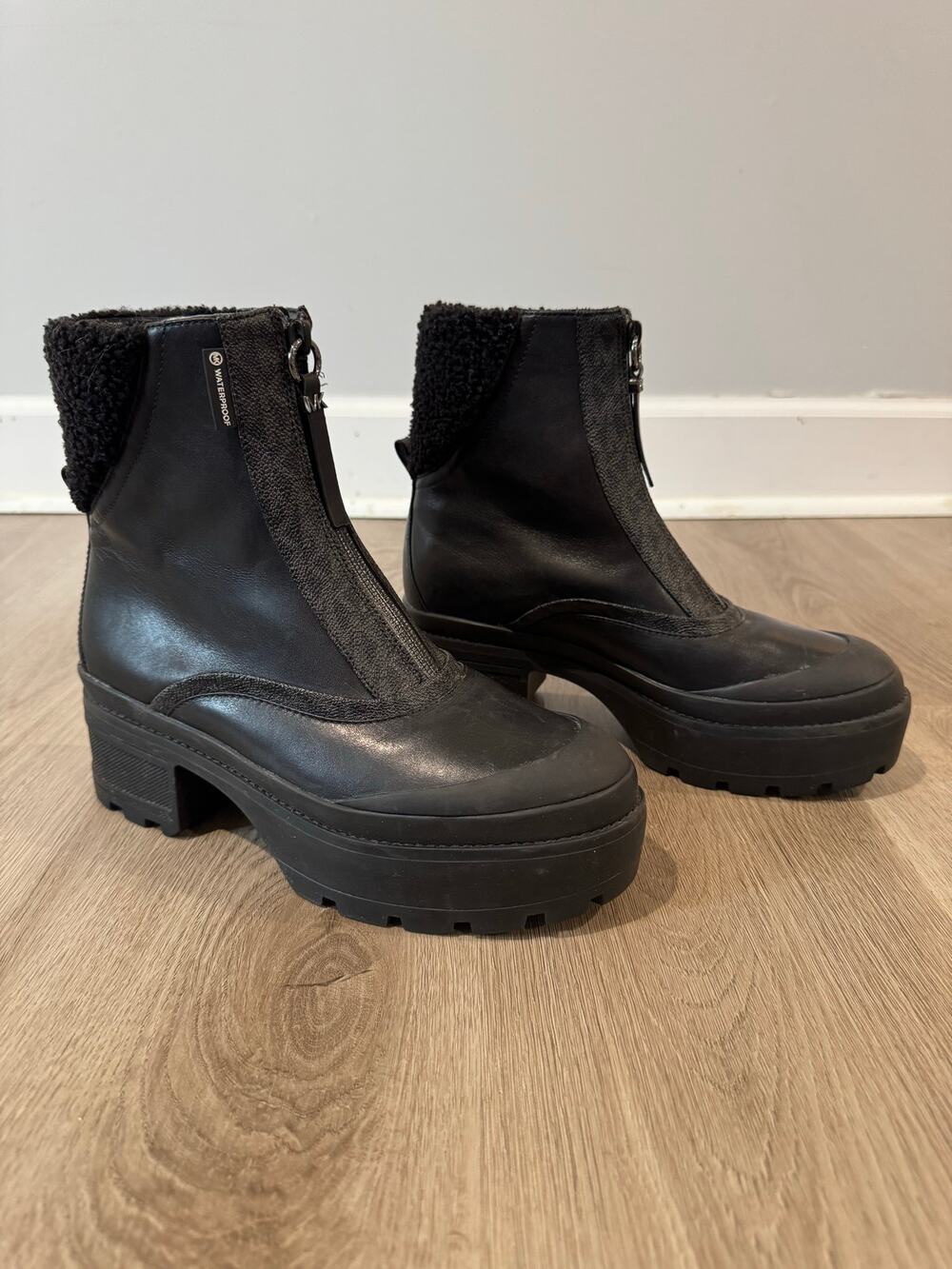 Michael Kors Channing Black Leather Sherpa Platform Boots 7.5